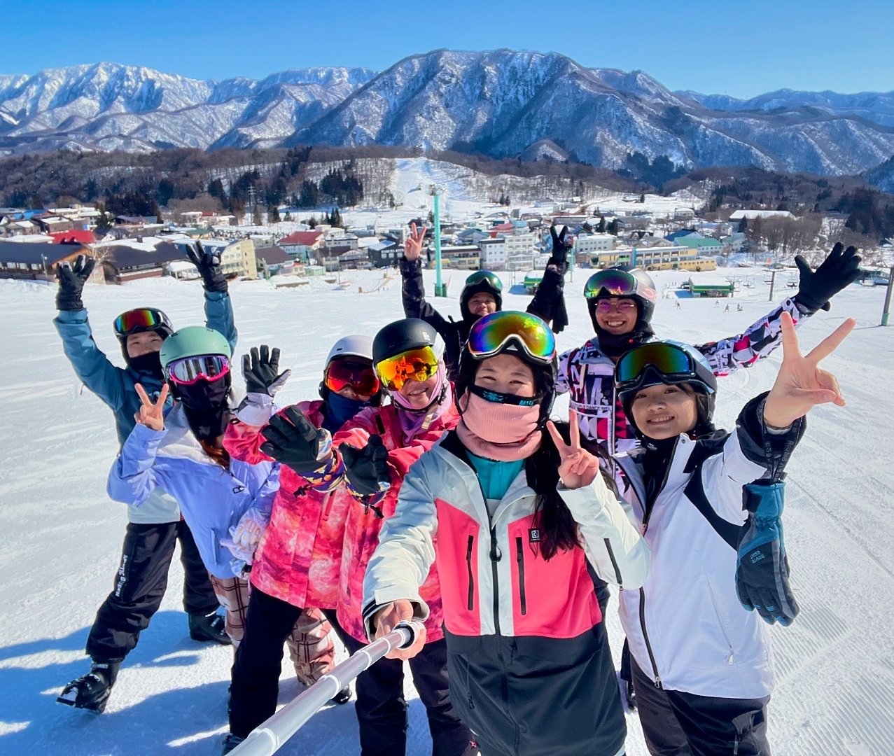 滑雪新手必看！第一次滑雪該準備什麼？裝備、服裝一次搞懂